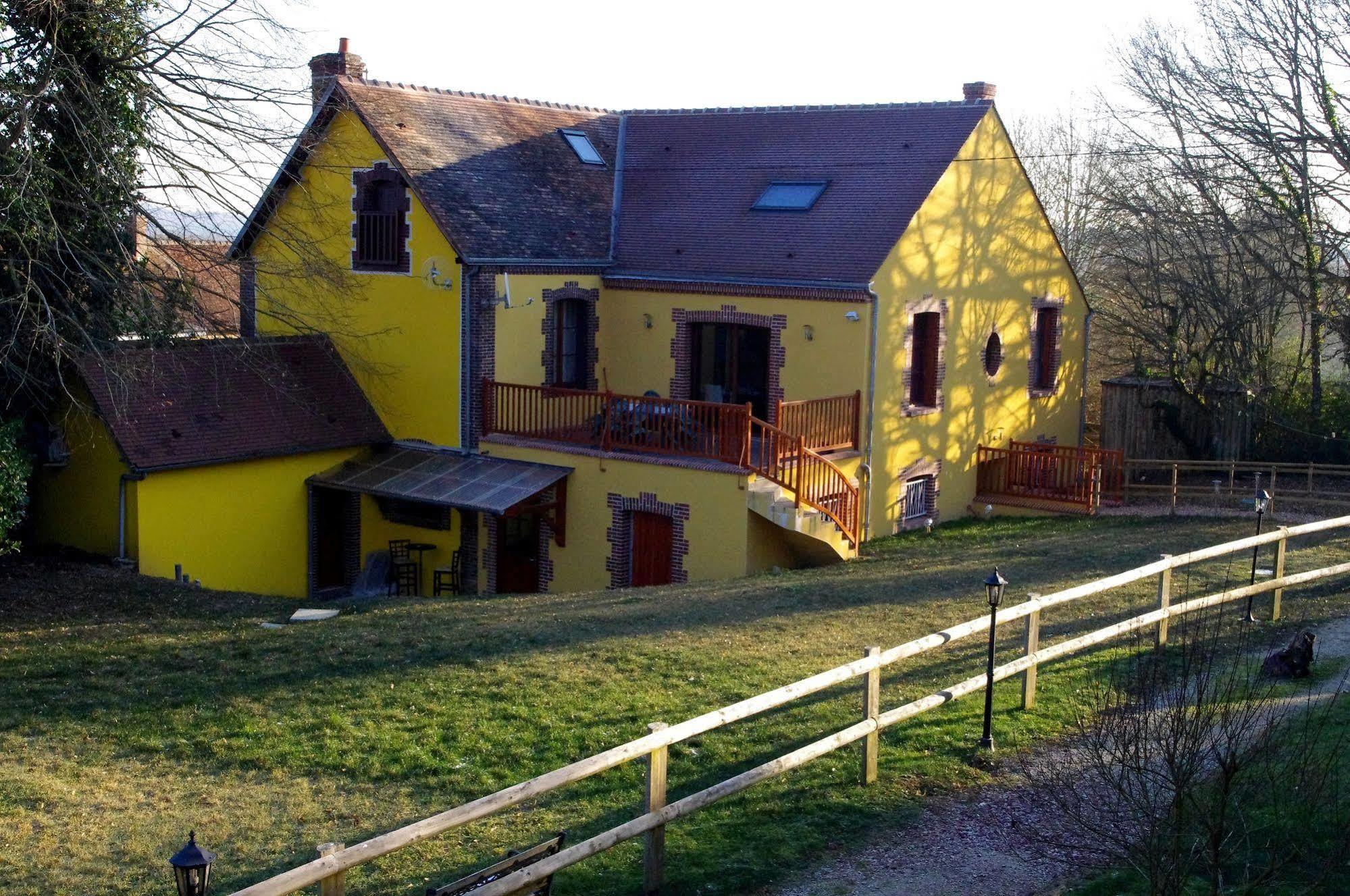 Logis-Hotel Restaurant Auberge Les Vallees Du Perche Vicheres Luaran gambar